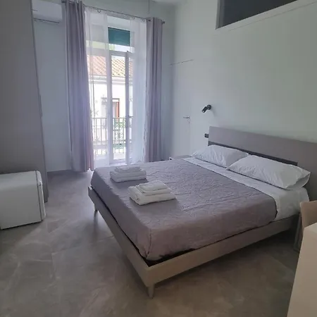 Le Maioliche Vietri