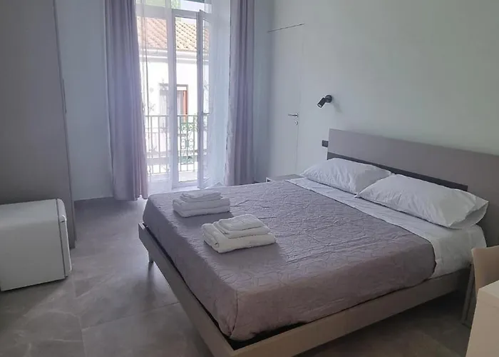 Le Maioliche Vietri